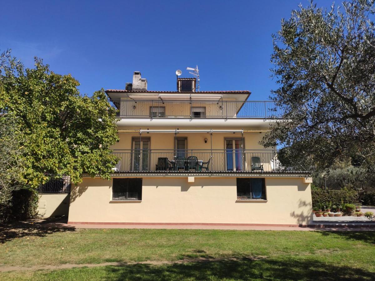 Agriturismo Casale Del Contadino Больсена Экстерьер фото